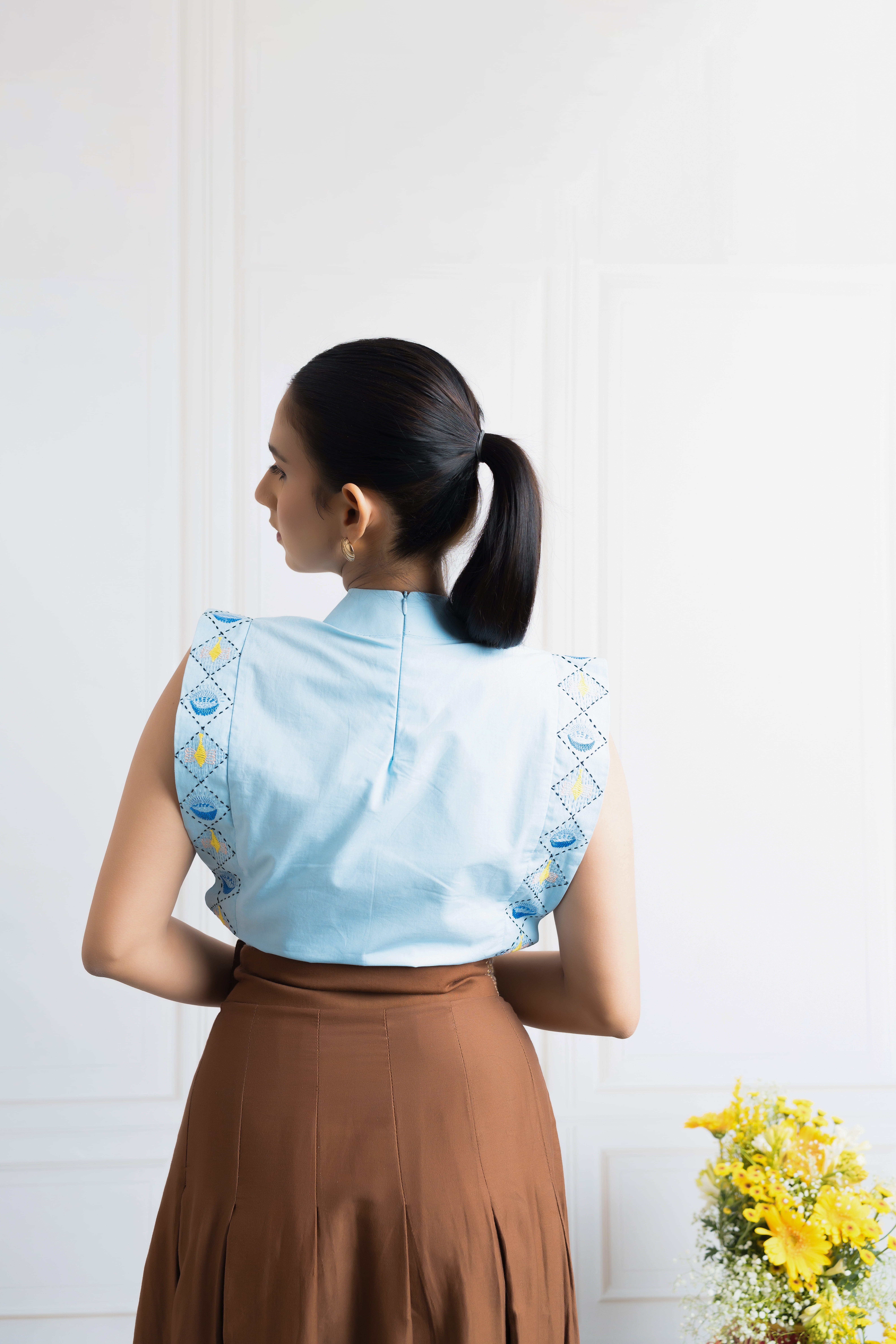 Jeevani Crop Shirt - Image 3